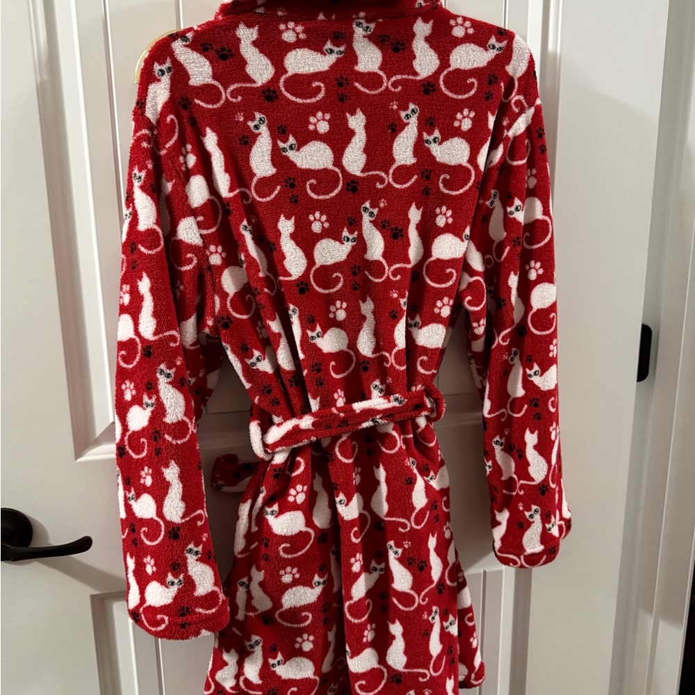 Red Cat Print Robe - Picture 10 of 11